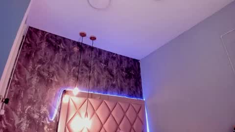 M E G A N online show from 31, 1, 2025