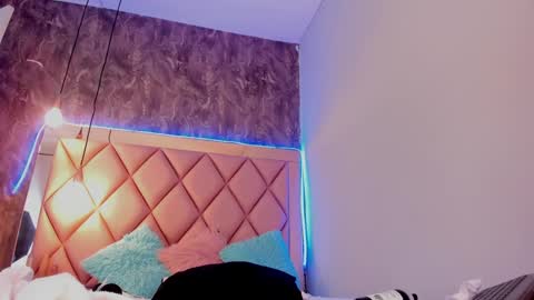 M E G A N online show from 22, 2, 2025