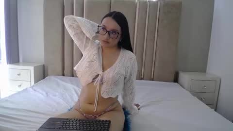 Snapshot of megan_blue5 chatting on 25, 10, 2025 Megan3 online show from 25, 10, 2025