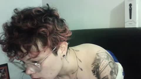 Megan and sophi online show from 2, 2, 2025