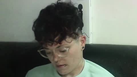 Megan and sophi online show from 9, 3, 2025