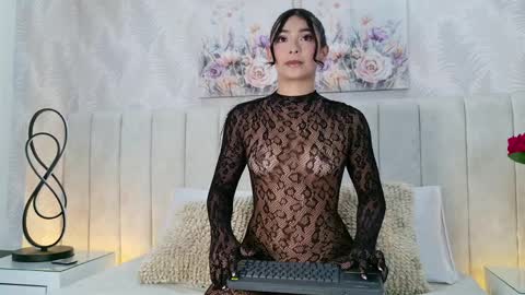 Carolina Paez online show from 8, 4, 2026