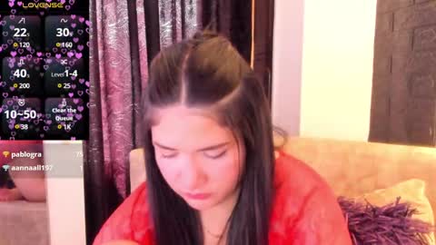     online show from 18, 12, 2024