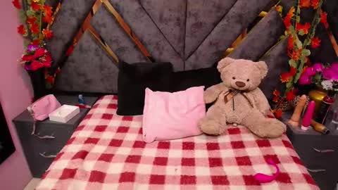 megan_latinn online show from 14, 1, 2026