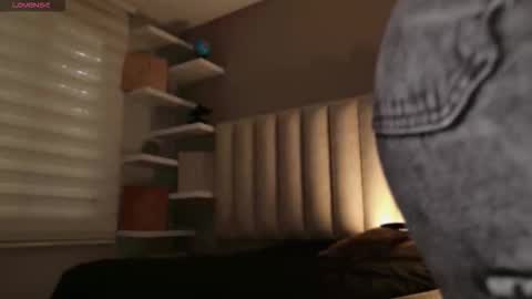 Snapshot of megan_moore__ chatting on 17, 11, 2025 online show from 17, 11, 2025