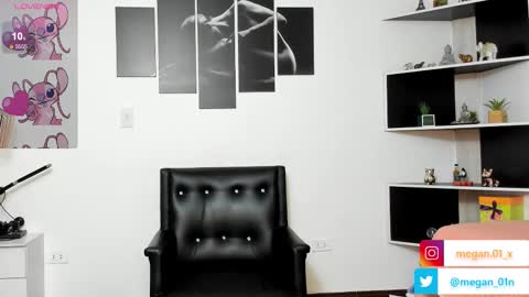 Snapshot of megan_n chatting on 10, 9, 2025 MEGAN online show from 10, 9, 2025
