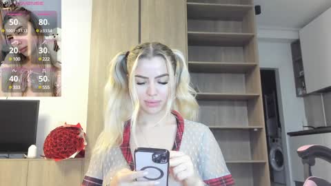 Snapshot of megan_ros_ chatting on 26, 1, 2025 Megan online show from 26, 1, 2025