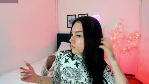 Snapshot of megan_rosse11 chatting on 1, 12, 2025 MEGAN online show from 1, 12, 2025