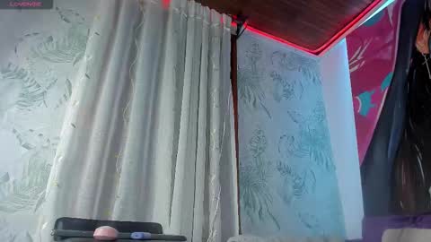 megan_shyne online show from 19, 12, 2025