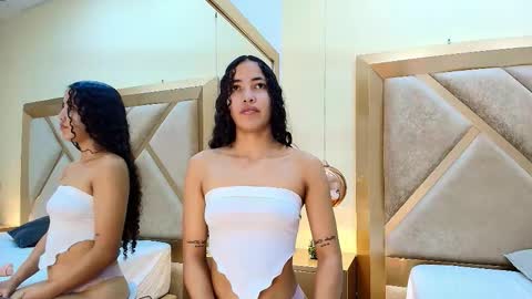 Megan Siner online show from 7, 11, 2025