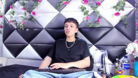 megan_thompsonn_ online show from 30, 11, 2025