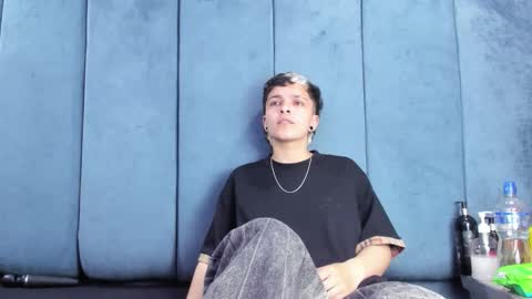 megan_thompsonn_ online show from 16, 4, 2026