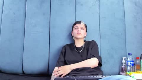 Snapshot of megan_thompsonn_ chatting on 13, 5, 2026 megan_thompsonn_ online show from 13, 5, 2026