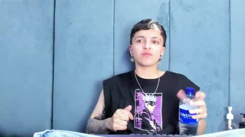 Snapshot of megan_thompsonn_ chatting on 12, 6, 2026 megan_thompsonn_ online show from 12, 6, 2026
