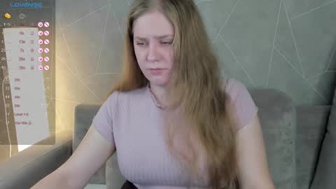 Megan Mon Fri  1600-2200pm Tue Wen Sat 0900-1600pm online show from 16, 12, 2024