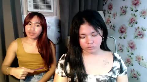 Snapshot of megan_younng chatting on 17, 7, 2026 MEGAN online show from 17, 7, 2026