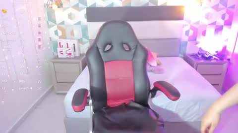 Megan  online show from 17, 2, 2025