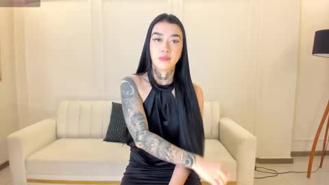 Snapshot of megancross1 chatting on 5, 11, 2025 Megan Cross online show from 5, 11, 2025