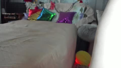 Nicki--------- Welcome to my Room online show from 8, 11, 2025