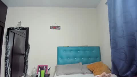 Snapshot of meganhotxx2 chatting on 14, 12, 2024 megan online show from 14, 12, 2024