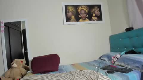 Snapshot of meganhotxx2 chatting on 22, 12, 2025 megan online show from 22, 12, 2025