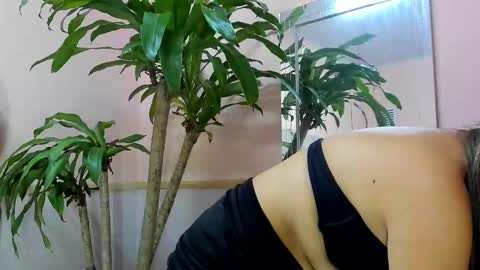 Megan online show from 17, 9, 2025