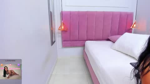 Snapshot of megansaenz_1 chatting on 9, 1, 2026 Megan online show from 9, 1, 2026