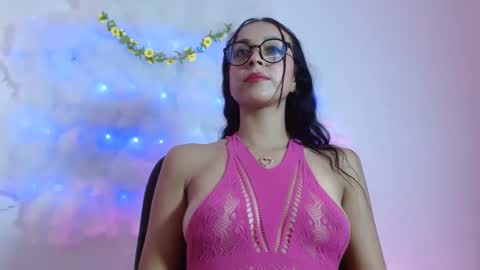 meganstill online show from 18, 12, 2024