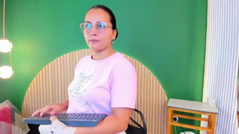 Megan online show from 27, 5, 2026