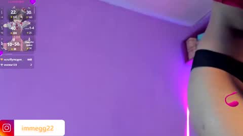 Snapshot of meganthompsonn chatting on 9, 3, 2025 Megan online show from 9, 3, 2025