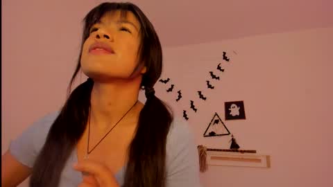 Snapshot of meganthompsonn chatting on 23, 9, 2025 Megan online show from 23, 9, 2025