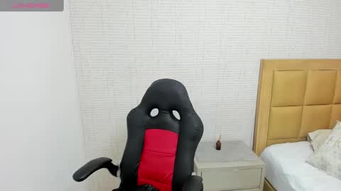 M E G A N  online show from 4, 10, 2025