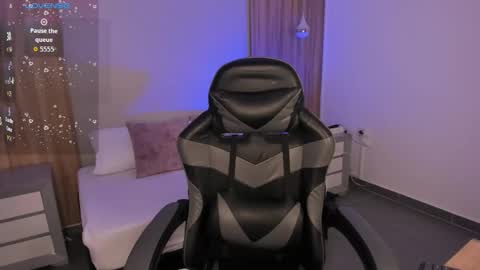 Snapshot of megara_x chatting on 1, 11, 2025 M E G A R A online show from 1, 11, 2025