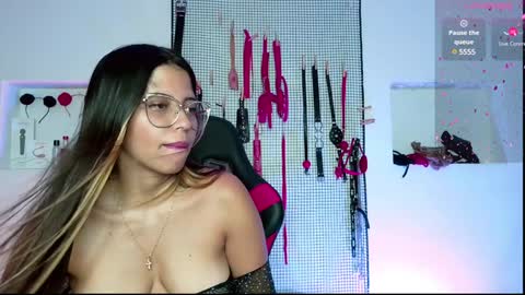 Snapshot of meggan_greey chatting on 14, 1, 2025 Your best slave  online show from 14, 1, 2025