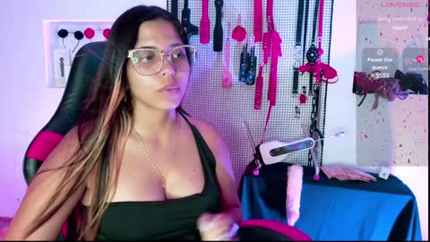 Snapshot of meggan_greey chatting on 4, 2, 2025 Your best slave  online show from 4, 2, 2025
