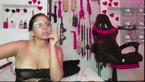 Snapshot of meggan_greey chatting on 4, 3, 2025 Your best slave  online show from 4, 3, 2025