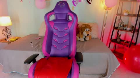 Snapshot of meggan_jade chatting on 27, 2, 2025 Meggan online show from 27, 2, 2025