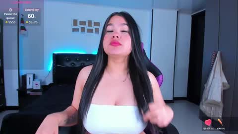 meghan_as online show from 8, 1, 2025
