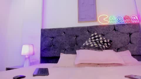 Snapshot of meghan_candy chatting on 1, 7, 2026 meghan_candy online show from 1, 7, 2026