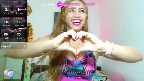 Snapshot of meghan_crouch chatting on 5, 7, 2026 MEGHAN online show from 5, 7, 2026