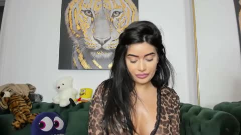 megpalmer online show from 21, 2, 2025