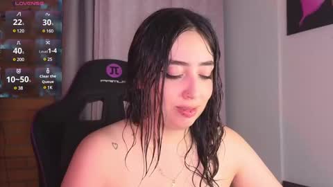 Snapshot of megumi_yang chatting on 28, 1, 2025 Megumi online show from 28, 1, 2025