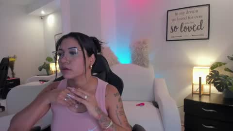 melan_owen online show from 2, 8, 2026