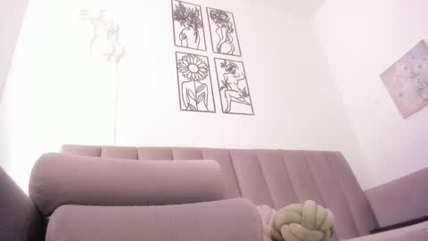 melani greyy online show from 10, 2, 2026