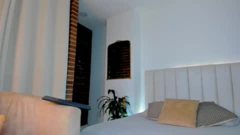 Snapshot of melanie_diaz chatting on 20, 2, 2026 melanie_diaz online show from 20, 2, 2026