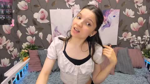 Snapshot of melanie_grant chatting on 18, 12, 2024 Melanie online show from 18, 12, 2024