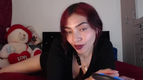 Melanie roux  online show from 5, 3, 2025