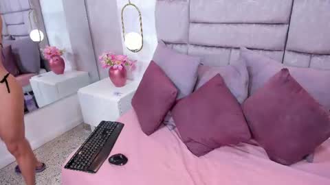 melaniee_joness online show from 3, 7, 2026