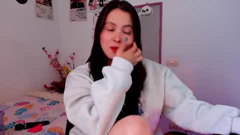 Snapshot of melanieev chatting on 12, 6, 2026 mel online show from 12, 6, 2026