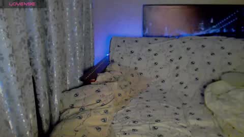 Melanie Milena online show from 11, 12, 2024